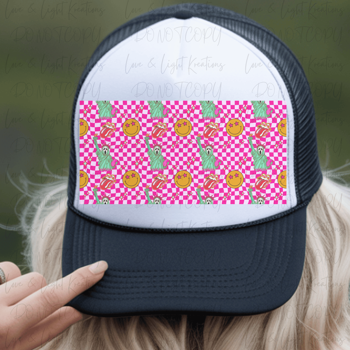 Retro Statue of Liberty Scream with Smiley Face and Pink Checkered Hat Background