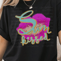 Script Sun Kissed with Lipstick Kiss