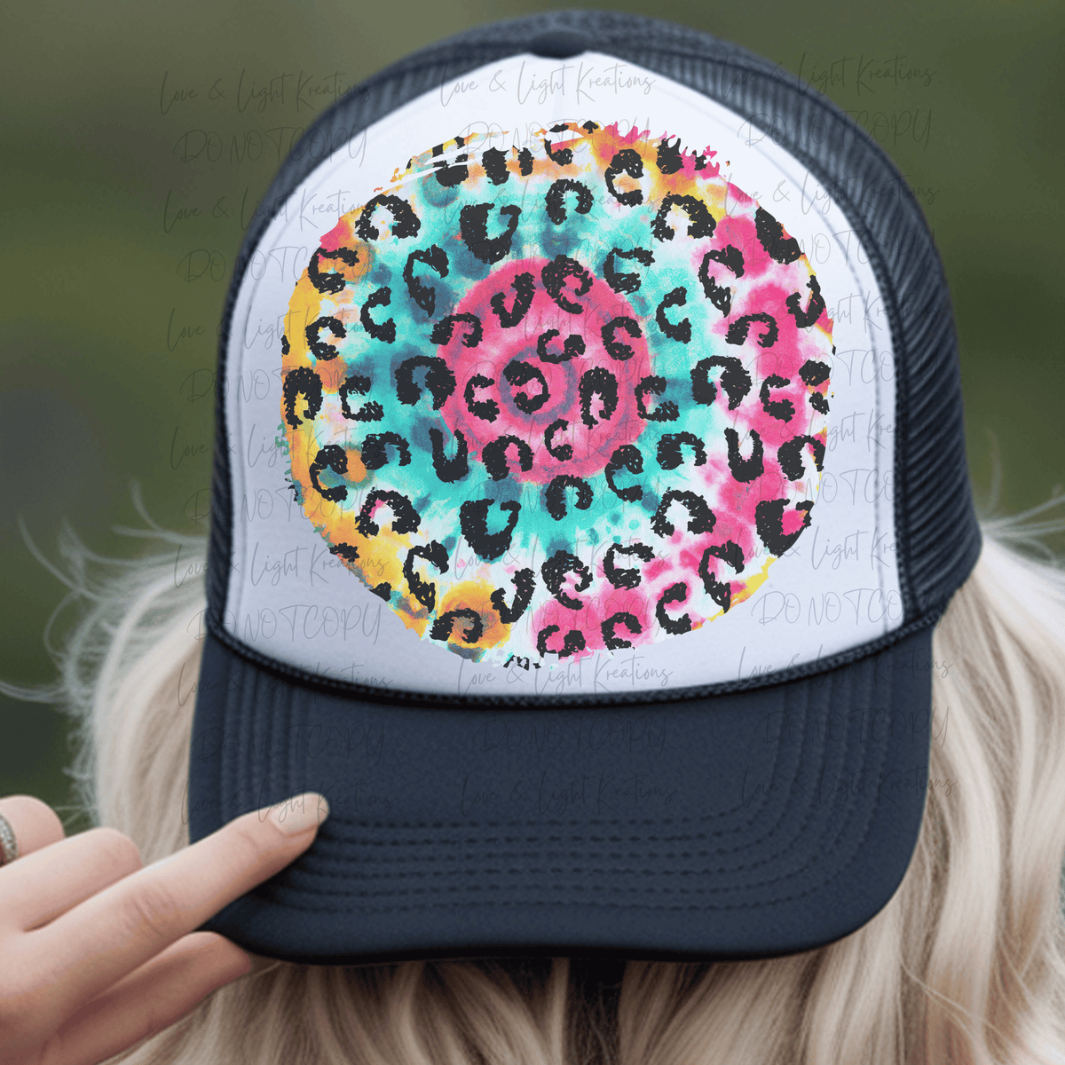 Watercolor Leopard Sports Circle Background